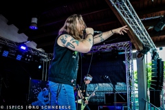 Strange-Omen-2025-Sicking-01