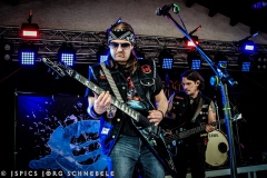 Strange-Omen-2025-Sicking-02