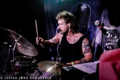 Warrant-2025-Duesseldorf-103 Warrant-2025-Duesseldorf-103